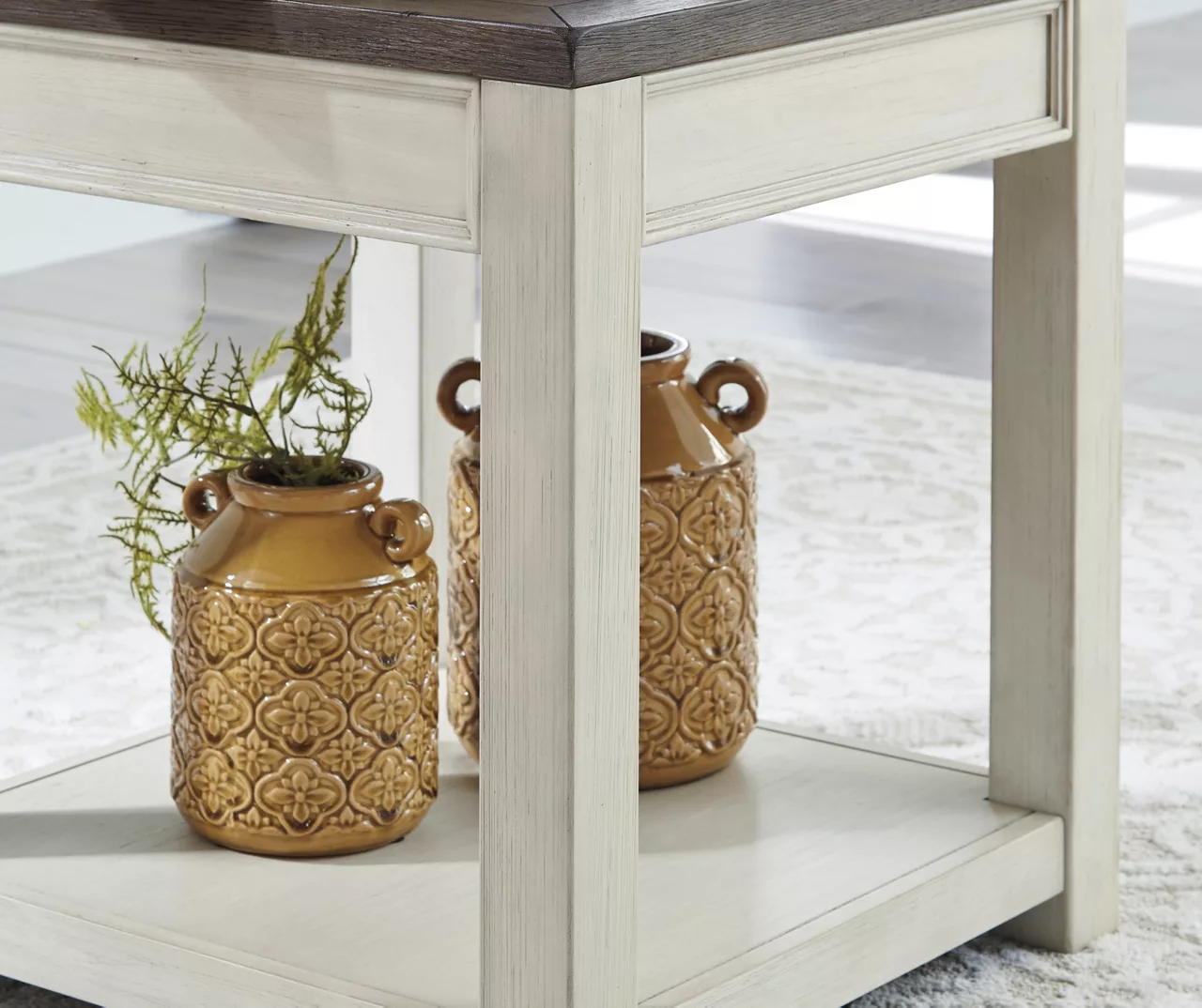 Bolangburg White & Brown Two-Tone End Table Bolangburg White & Brown Two-Tone End Table -Home Furniture Store 810458284