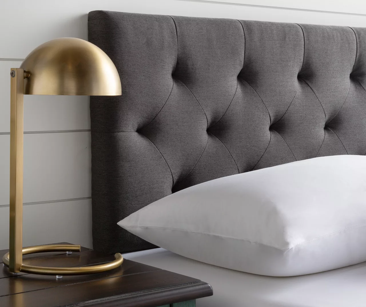 Brookside Emmie Upholstered Headboard Brookside Emmie Upholstered Headboard -Home Furniture Store 810527247 810527254 810527256 810527259 4