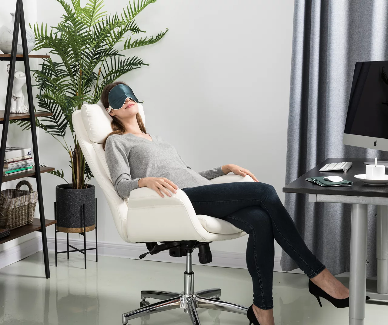 Cream Mid-Century Modern Faux Leather Executive Office Chair Cream Mid-Century Modern Faux Leather Executive Office Chair -Home Furniture Store 810598938 A0 3